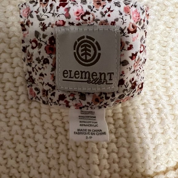 White Knit Sweater - Picture 4 of 4